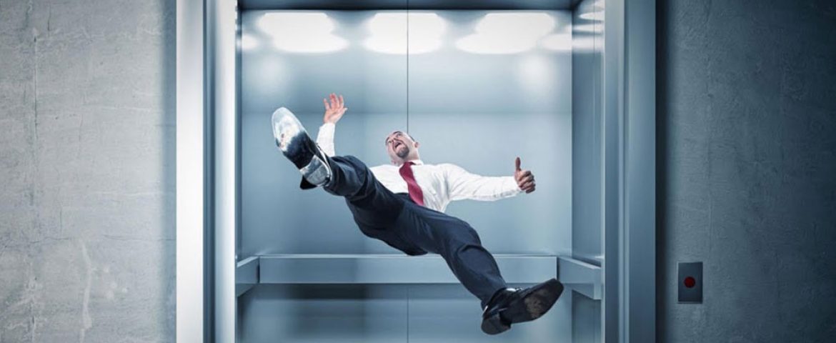 اگر آسانسور سقوط کرد چه کنیم؟